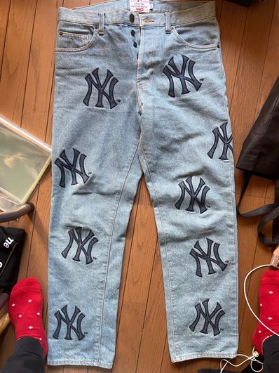 Supreme New York YankeesTM Regular Jean "Blue"