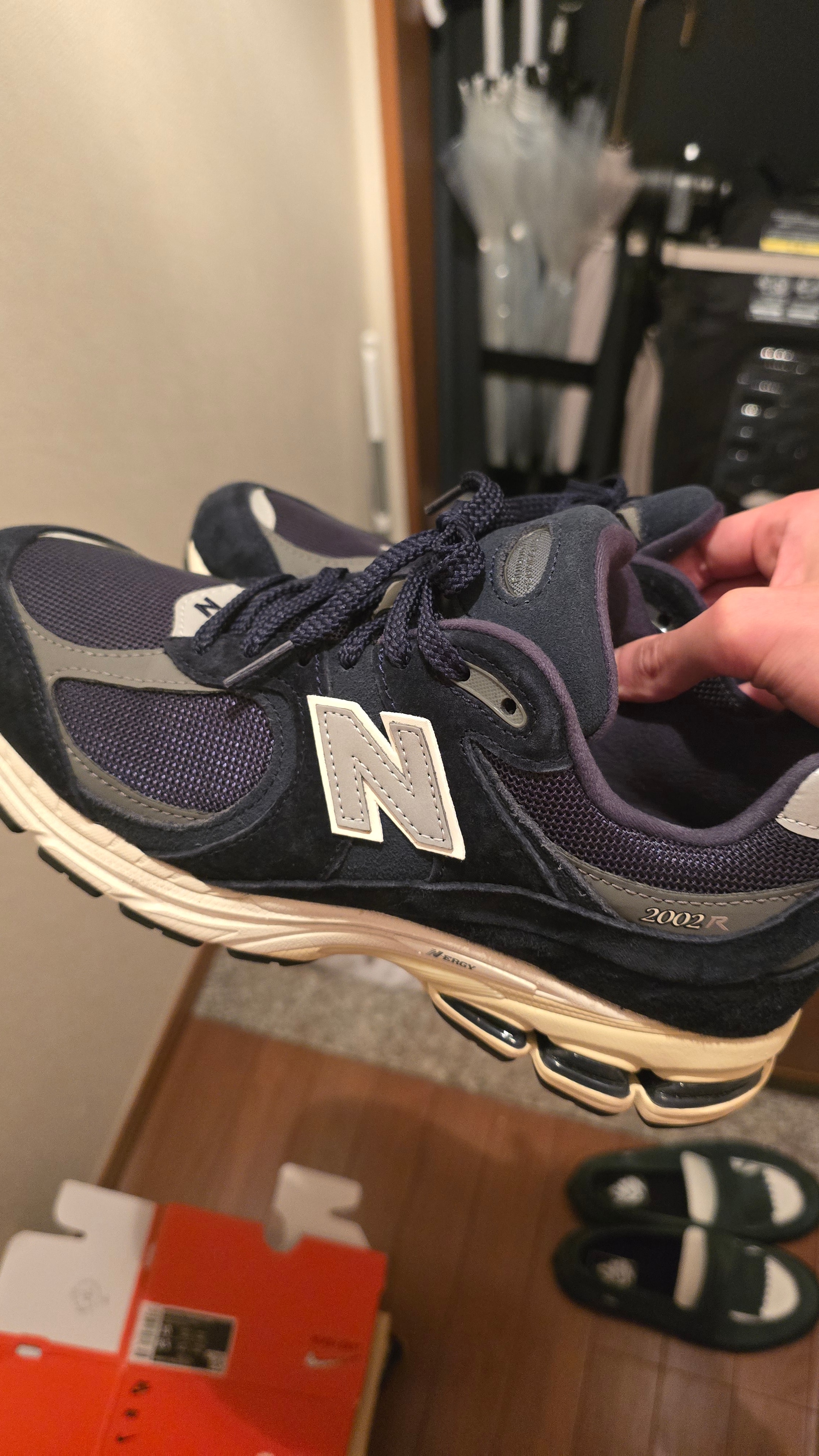 New Balance 2002R "Eclipse/Castlerock"