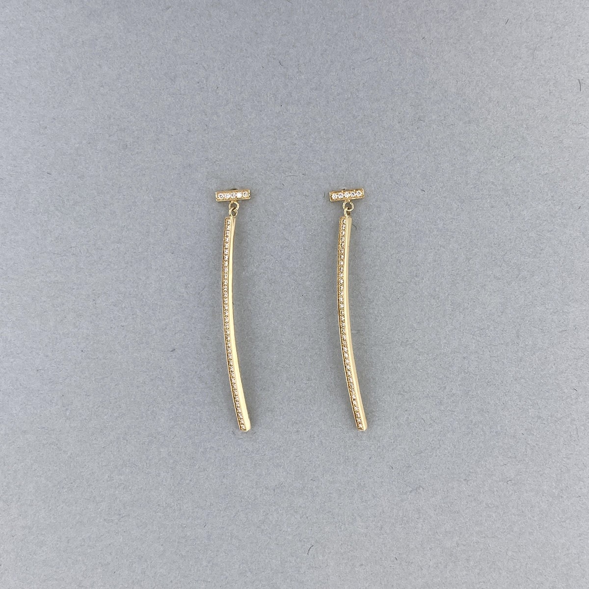 【値下げ】TIFFANY&Co. ティファニー Tワイヤー バー ダイヤモンドピアス 750YG ピアス K18イエローゴールド イエローゴールド  レディース【中古】