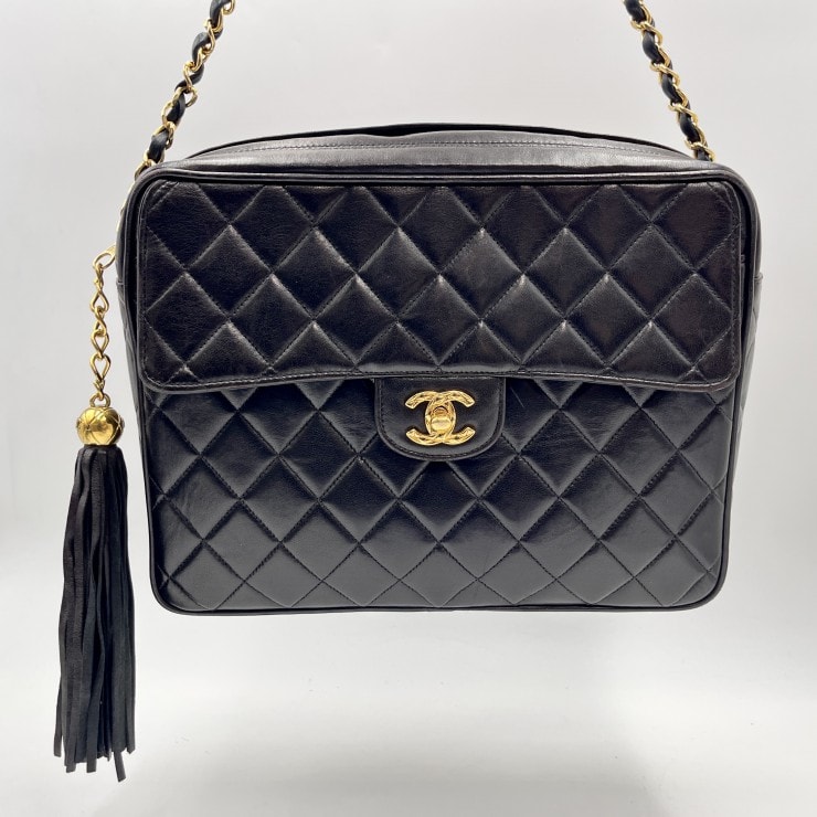 CHANEL(シャネル)マトラッセ ヴィンテージ フリンジ チェーンショルダーバッグ ラムスキン ブラック ゴールド金具 レディース【中古】