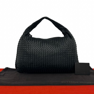 BOTTEGA VENETA ボッテガヴェネタ イントレチャート レザー ショルダーバッグ ブラック
36151