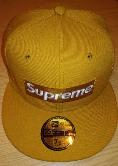 Supreme Champions Box Logo New Era® "Wheat "