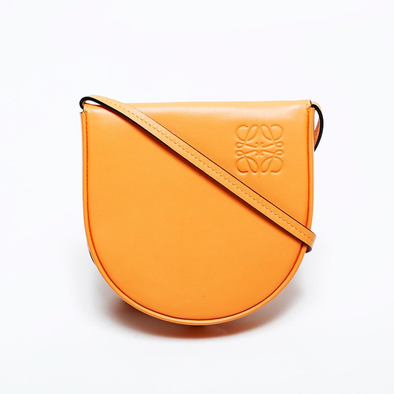ロエベ LOEWE ヒールポーチ ミニ レザー ショルダーバッグ【中古】
