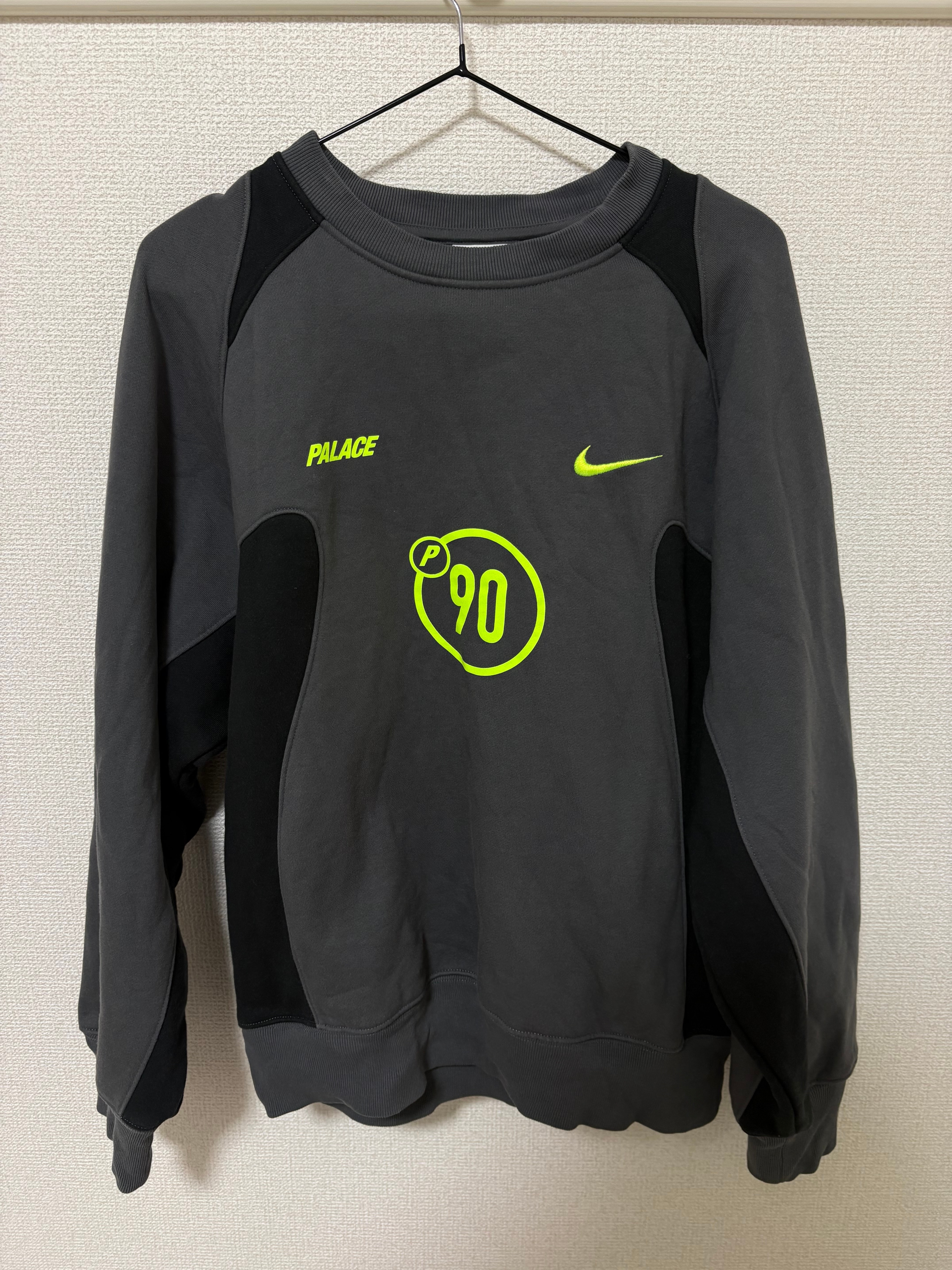 PALACE x Nike Total P90 Crew "Grey"