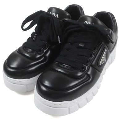 未使用品 プラダ スニーカー ブラック メンズ 6 2EE386