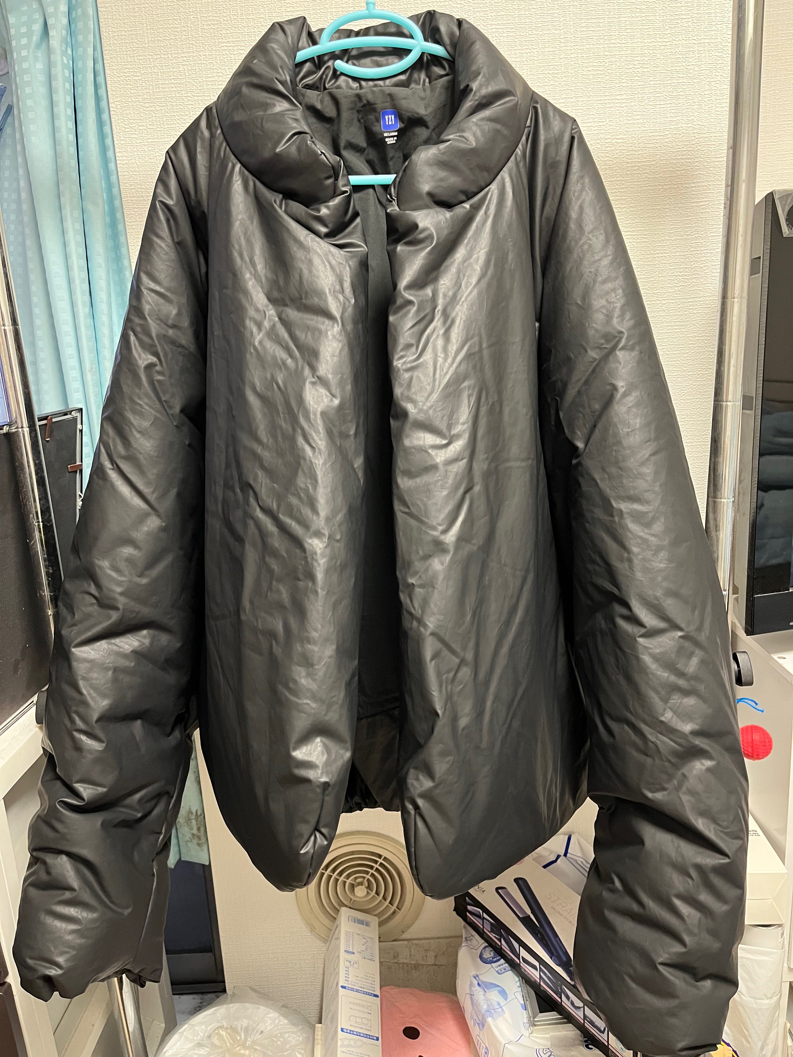 Yeezy Gap Round Jacket "Black"