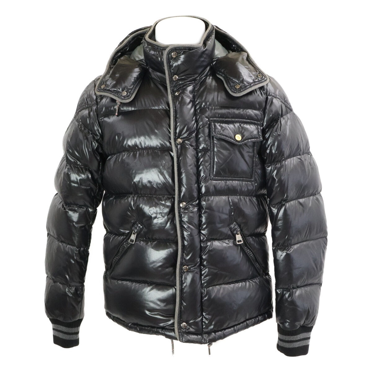 モンクレール BORROME フード付きダウンジャケット 1