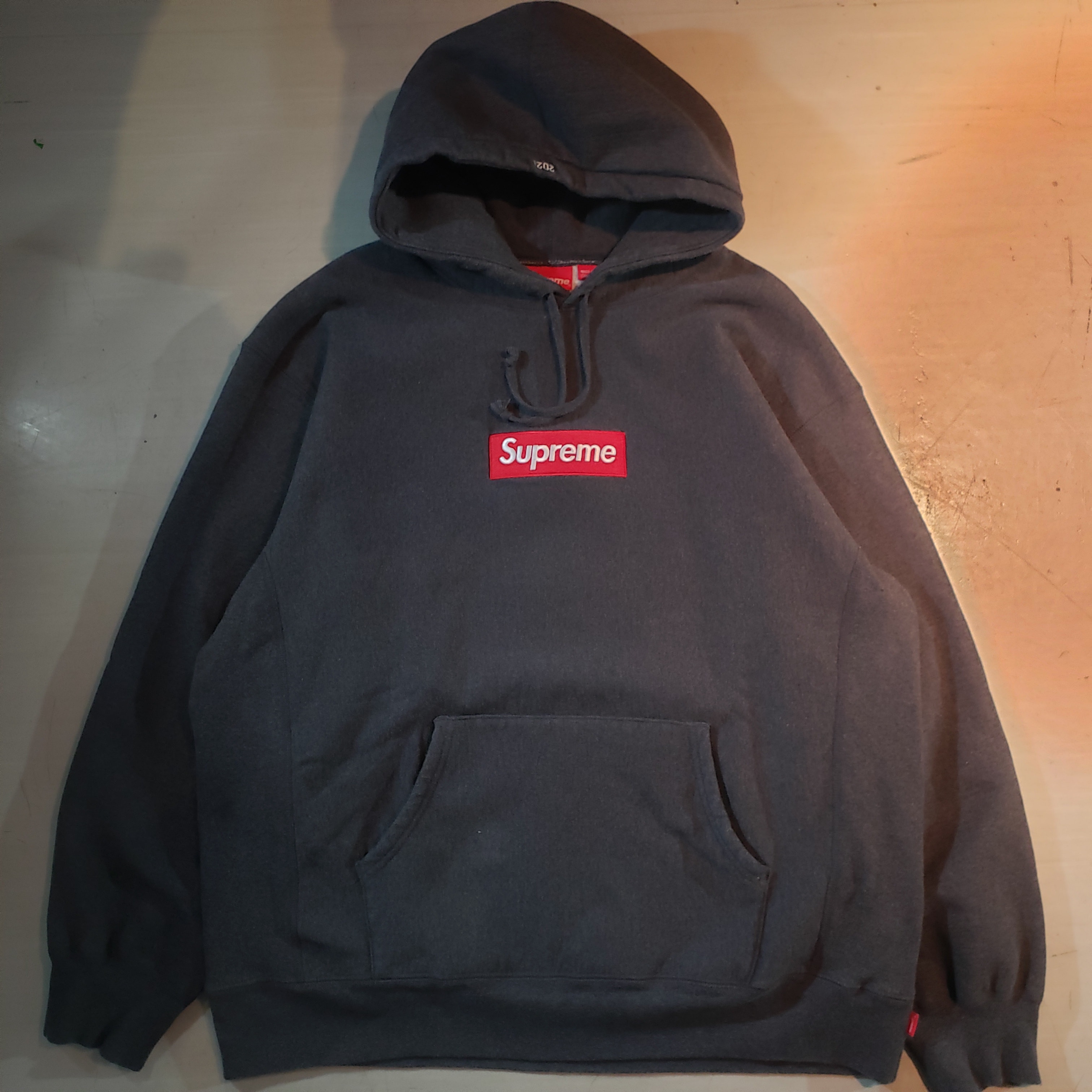 Supreme Box Logo Hooded Sweatshirt "Charcoal" (21FW)