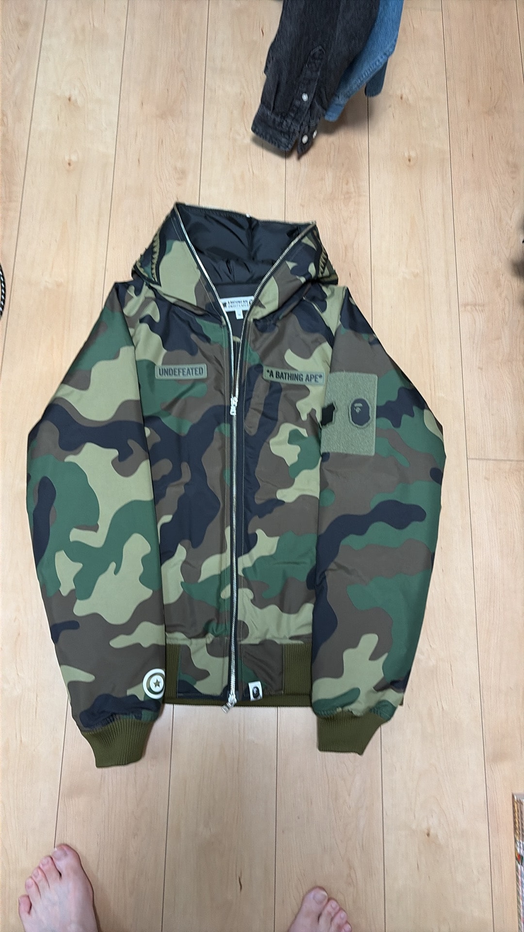 BAPE×undefeated シャークダウンジャケット