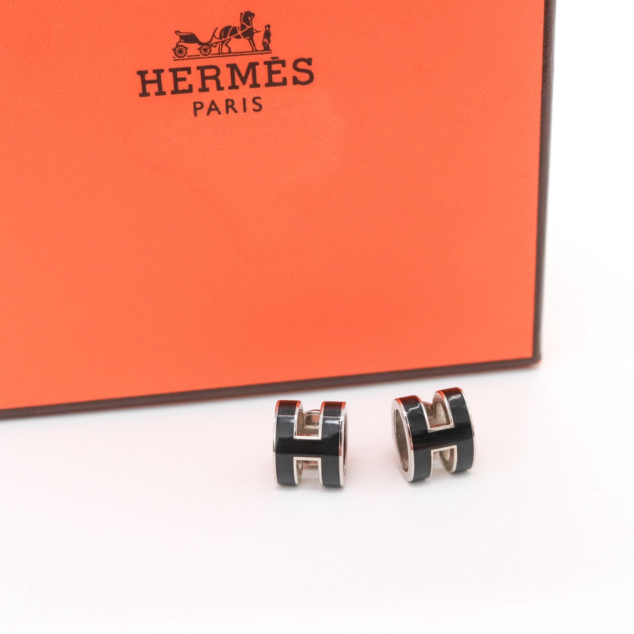 Hermes Pop H Earrings "Palladium/Noir"