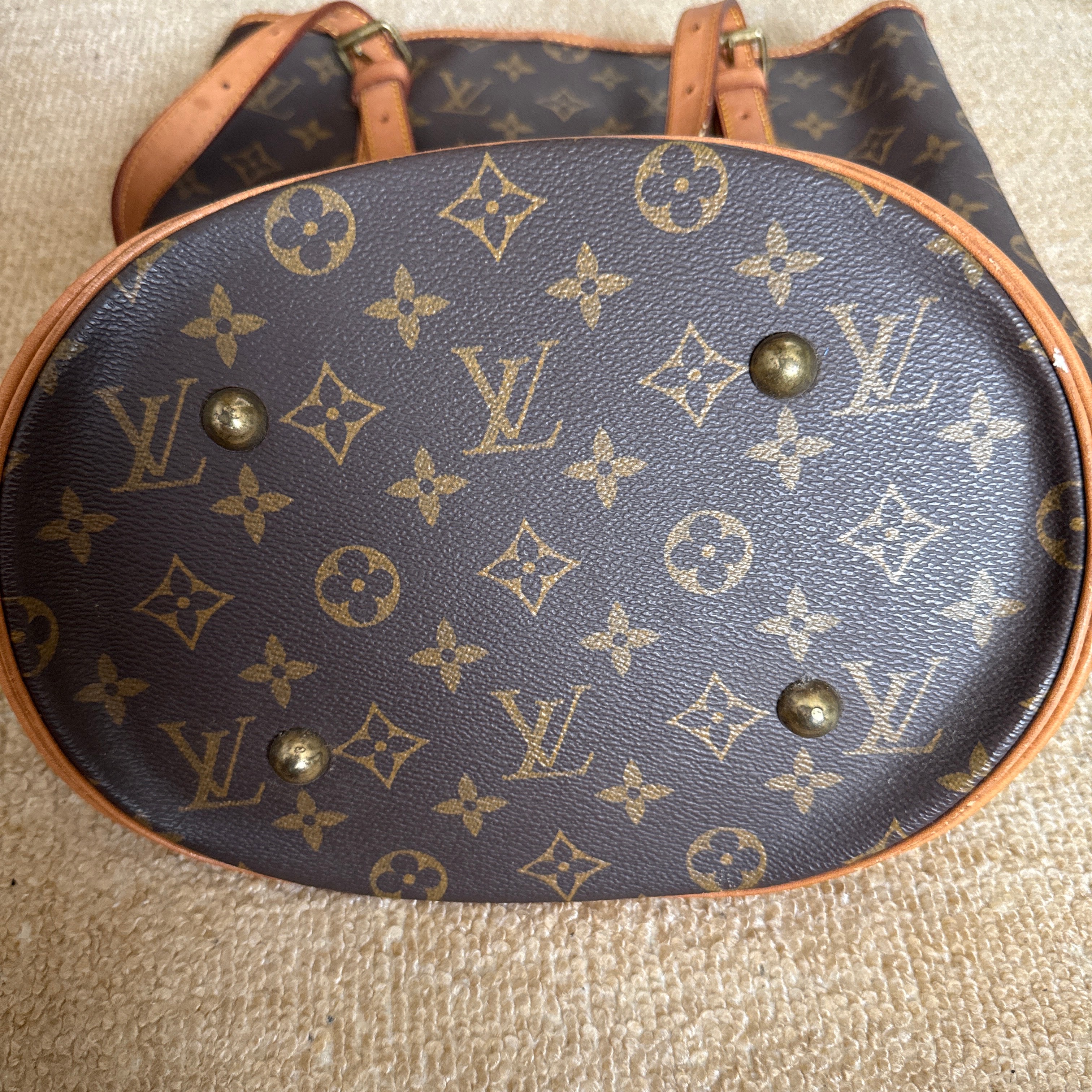 Louis Vuitton Bucket GM Monogram
