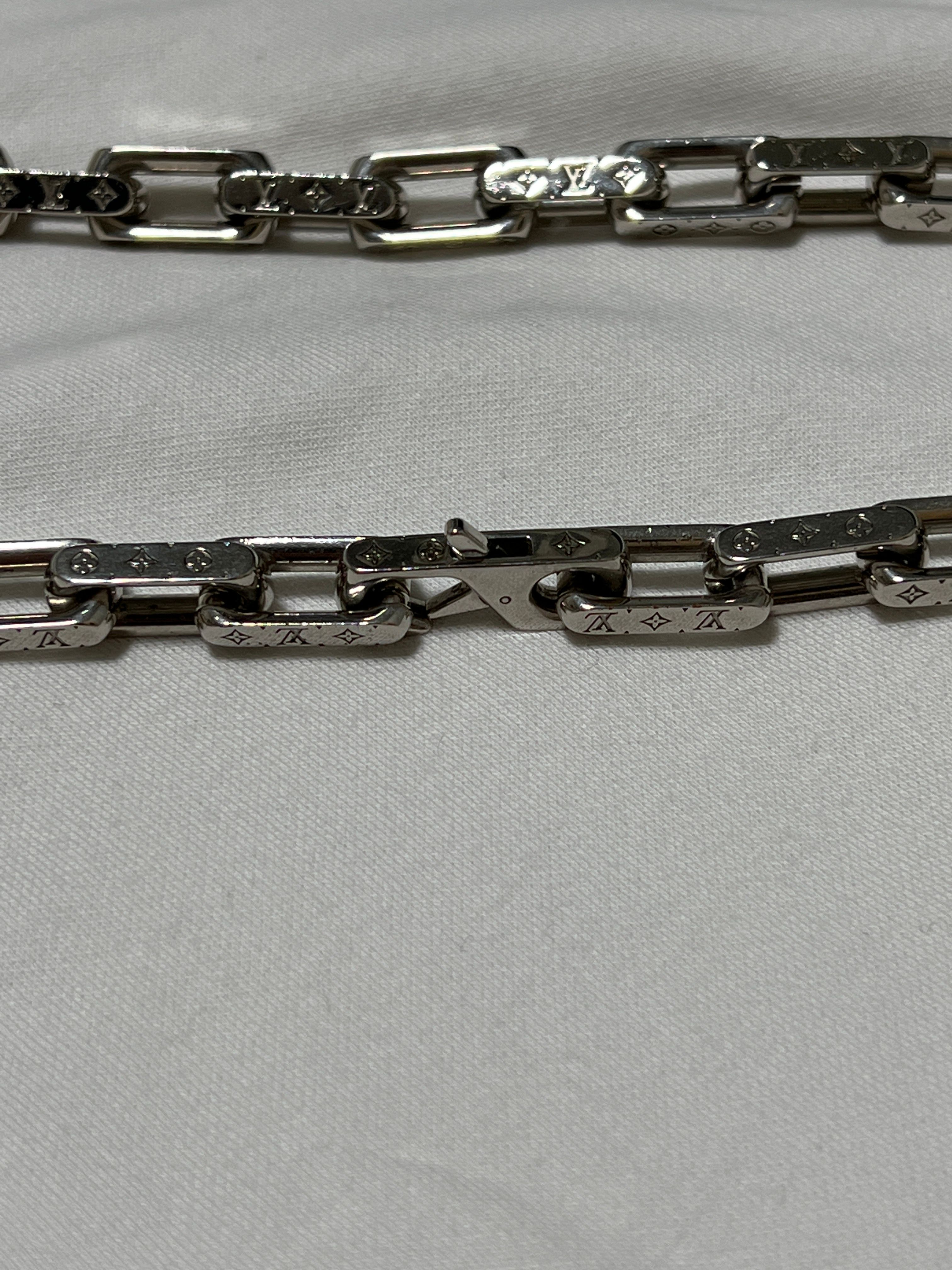 Louis Vuitton Monogram Chain Necklace "Silver"