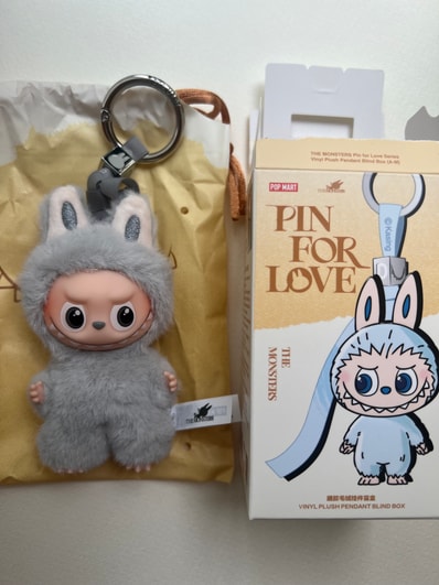 POP MART THE MONSTERS (LABUBU) Pin for Love Series-Vinyl Plush Pendant (A-M) C