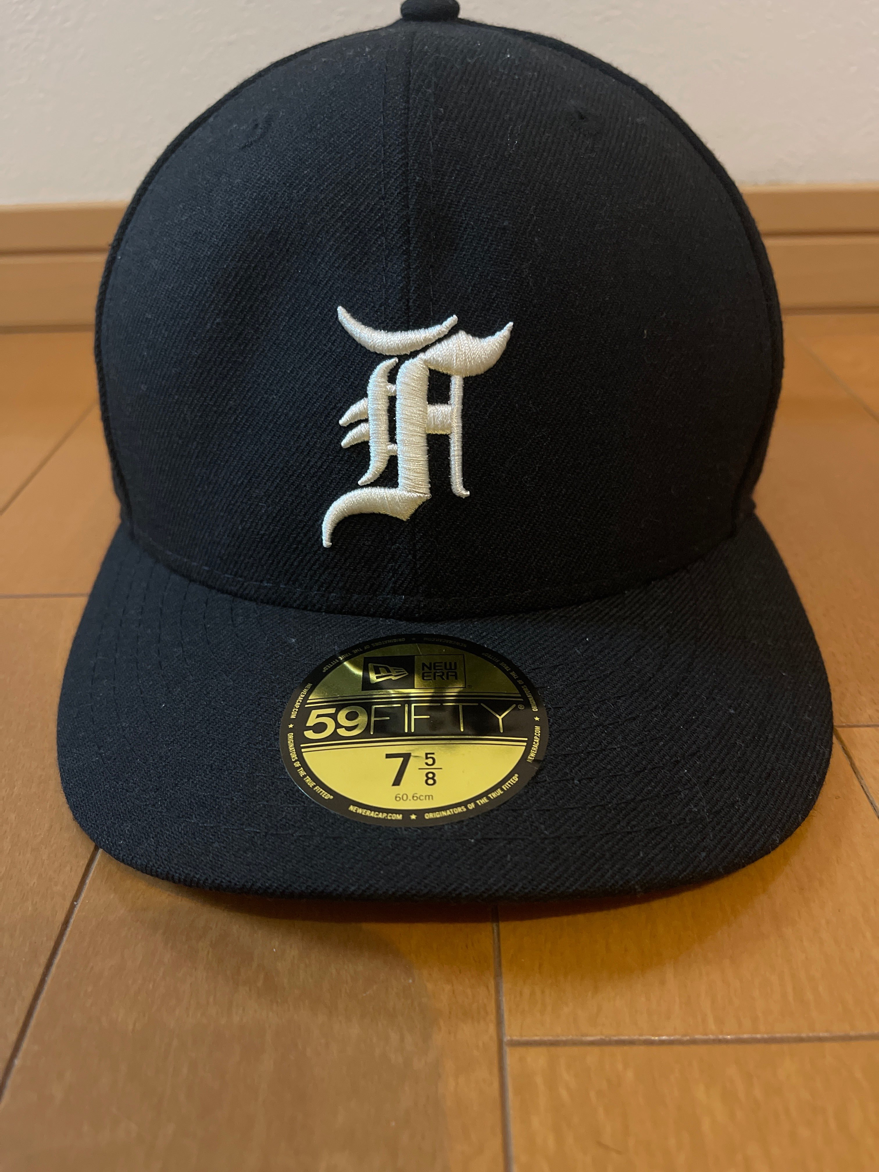 FEAR OF GOD ESSENTIALS New Era Fitted Cap (FW20) "Black"