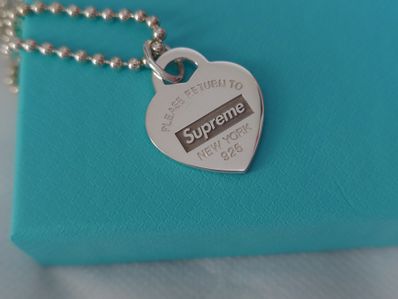 Supreme / Tiffany & Co. Return to Tiffany Heart Tag Pendant "Silver"