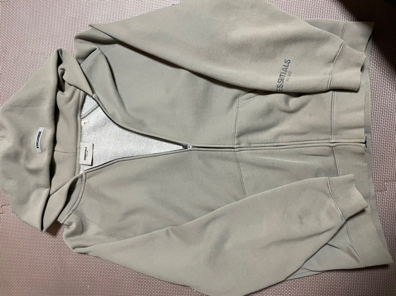 FEAR OF GOD ESSENTIALS 3D Silicon Applique Full Zip Up Hoodie "Black"