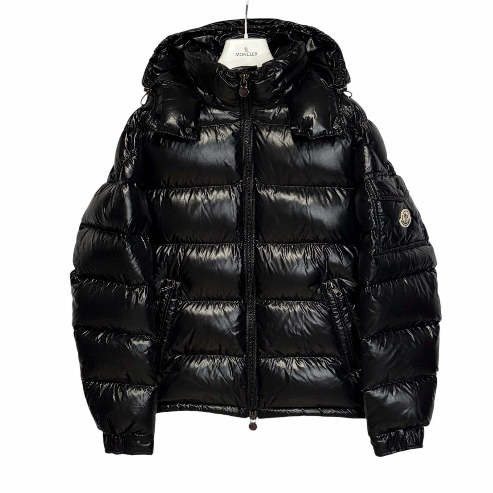 モンクレールMAYAK20911A53600 68950