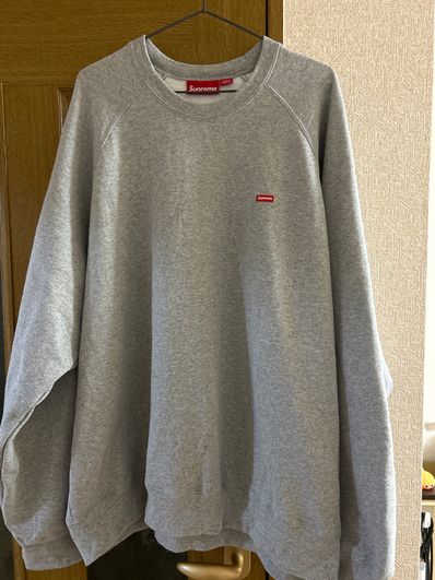 Supreme Small Box Raglan Crewneck "Heather Grey"