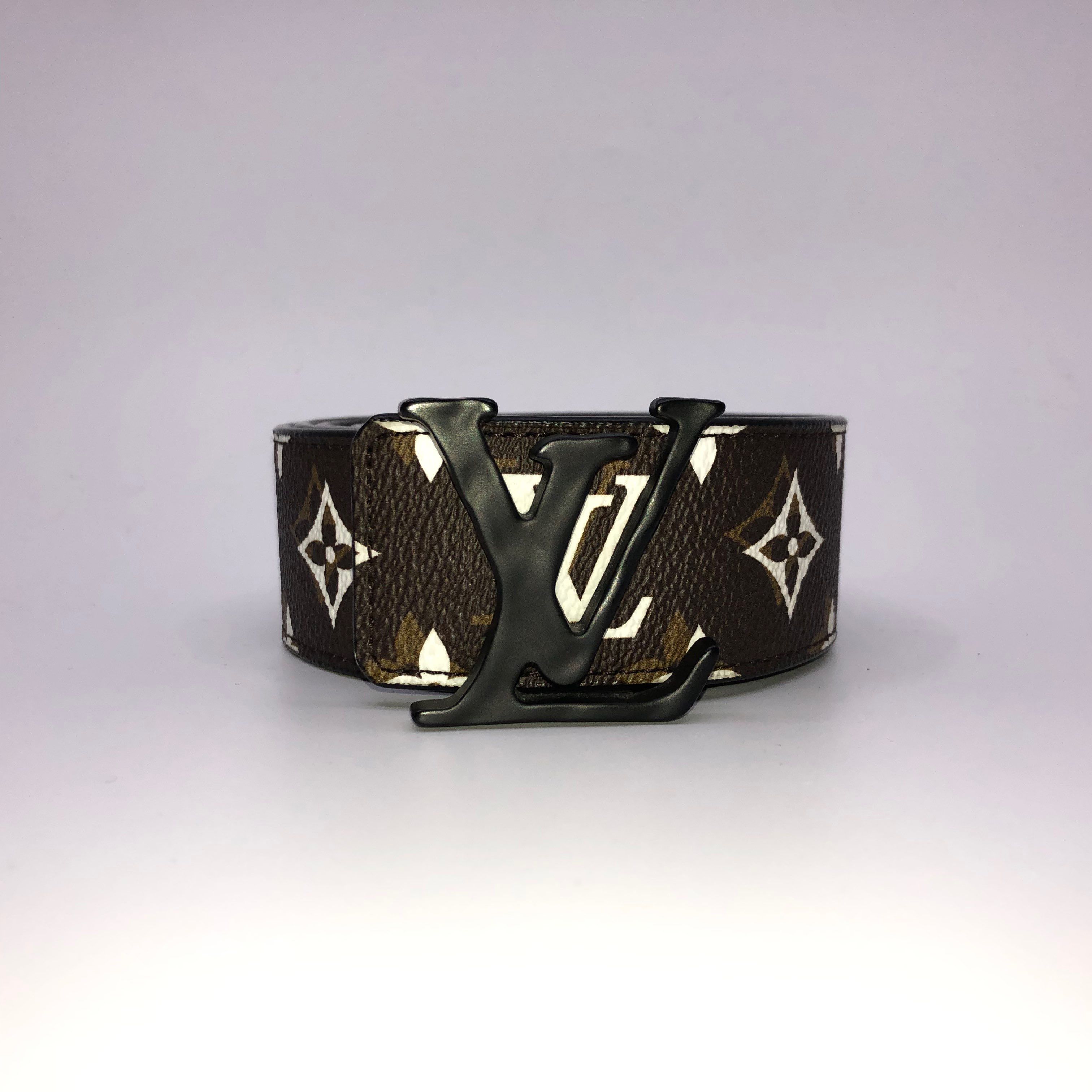 Louis Vuitton Monogram Ceinture LV Shape Belt 