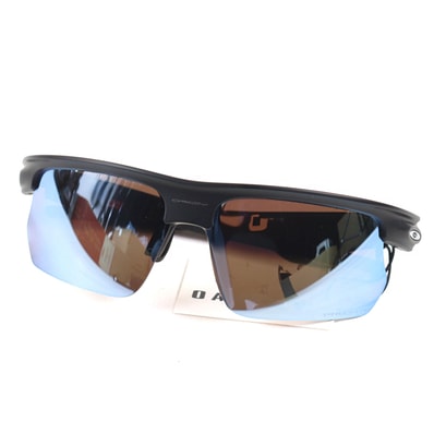 未使用品 オークリー
サングラス BISPHAERA ブラック系 メンズ 68□06 0009400