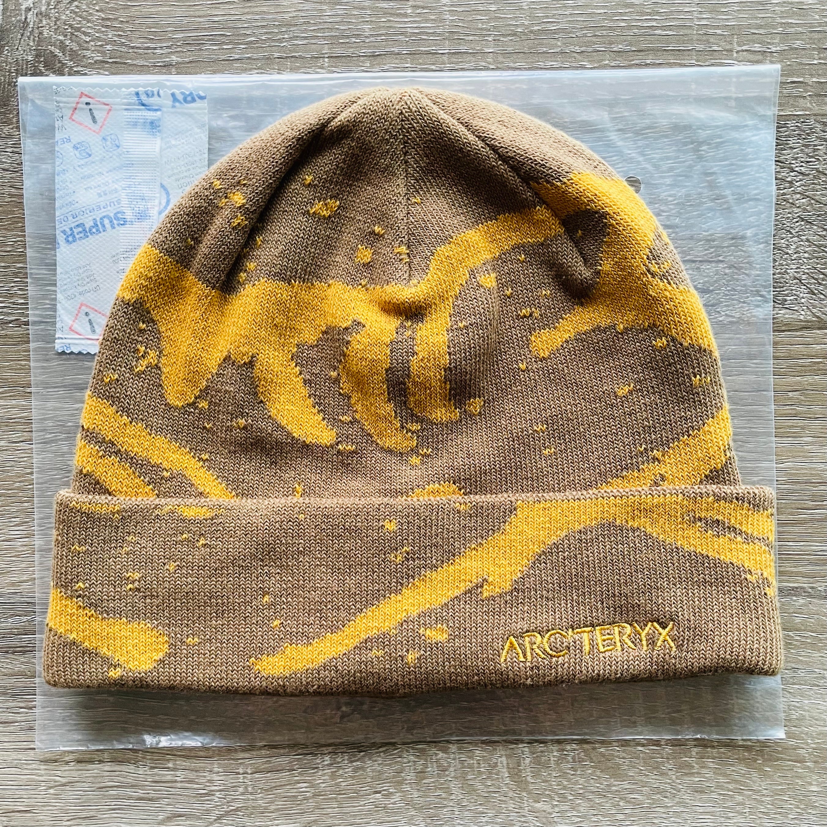 ARC'TERYX Grotto Talk X000009253 "Relic/Yukon"