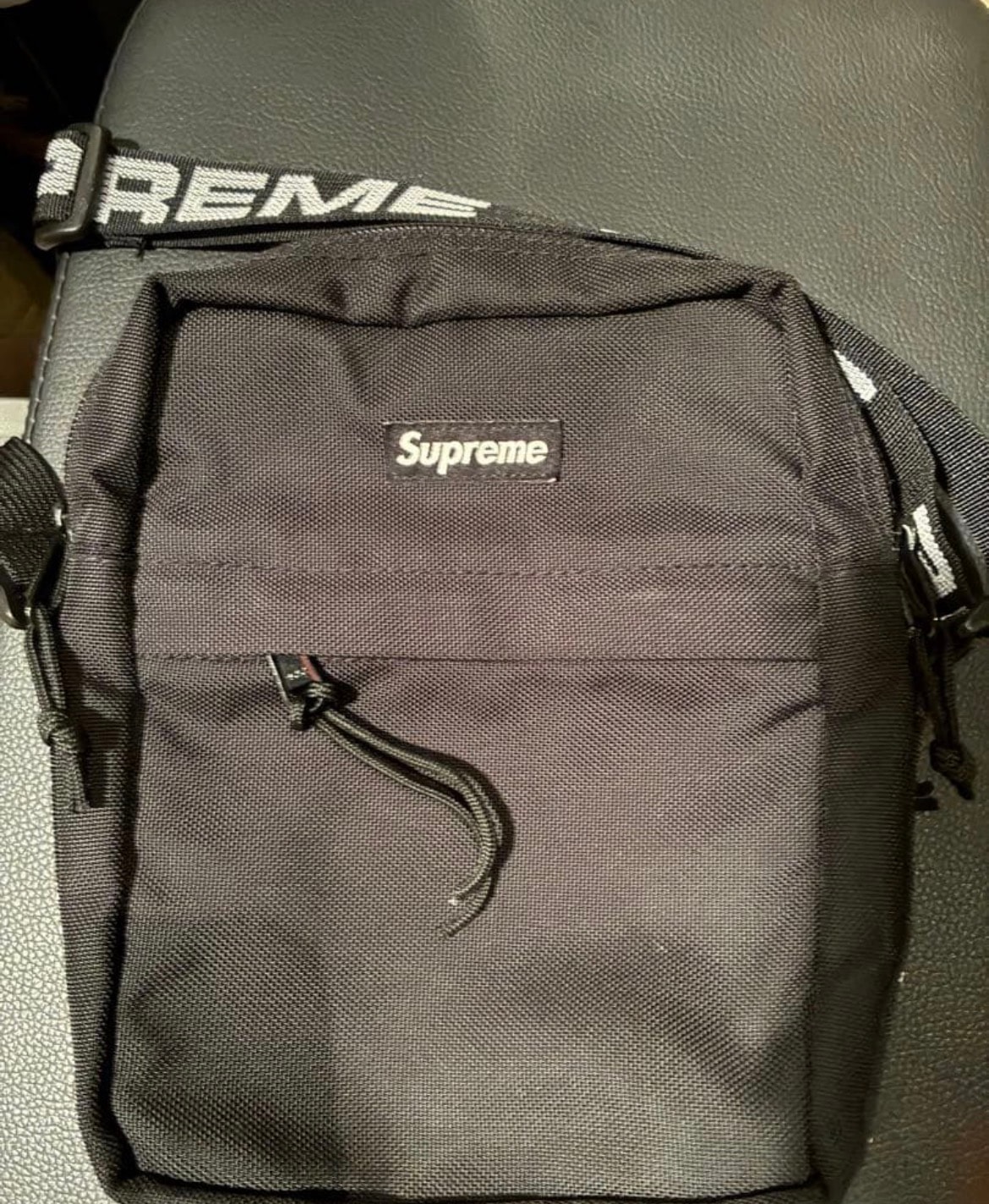 Supreme Waist Bag (19FW) 