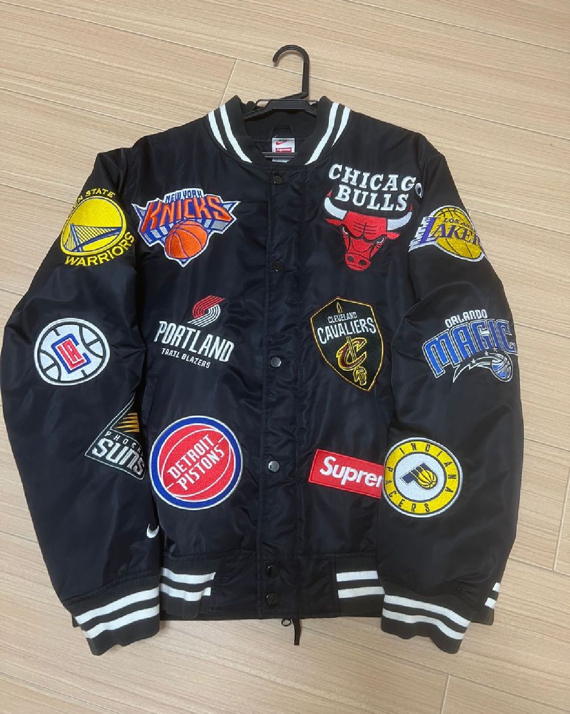 Supreme / Nike®/NBA Teams Warm-Up Jacket "Black"
