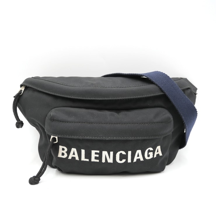 BALENCIAGA(バレンシアガ)ウィール ベルトバッグ ショルダーバッグ ボディバッグ ブラック ナイロン ロゴ刺繍 533009【中古】