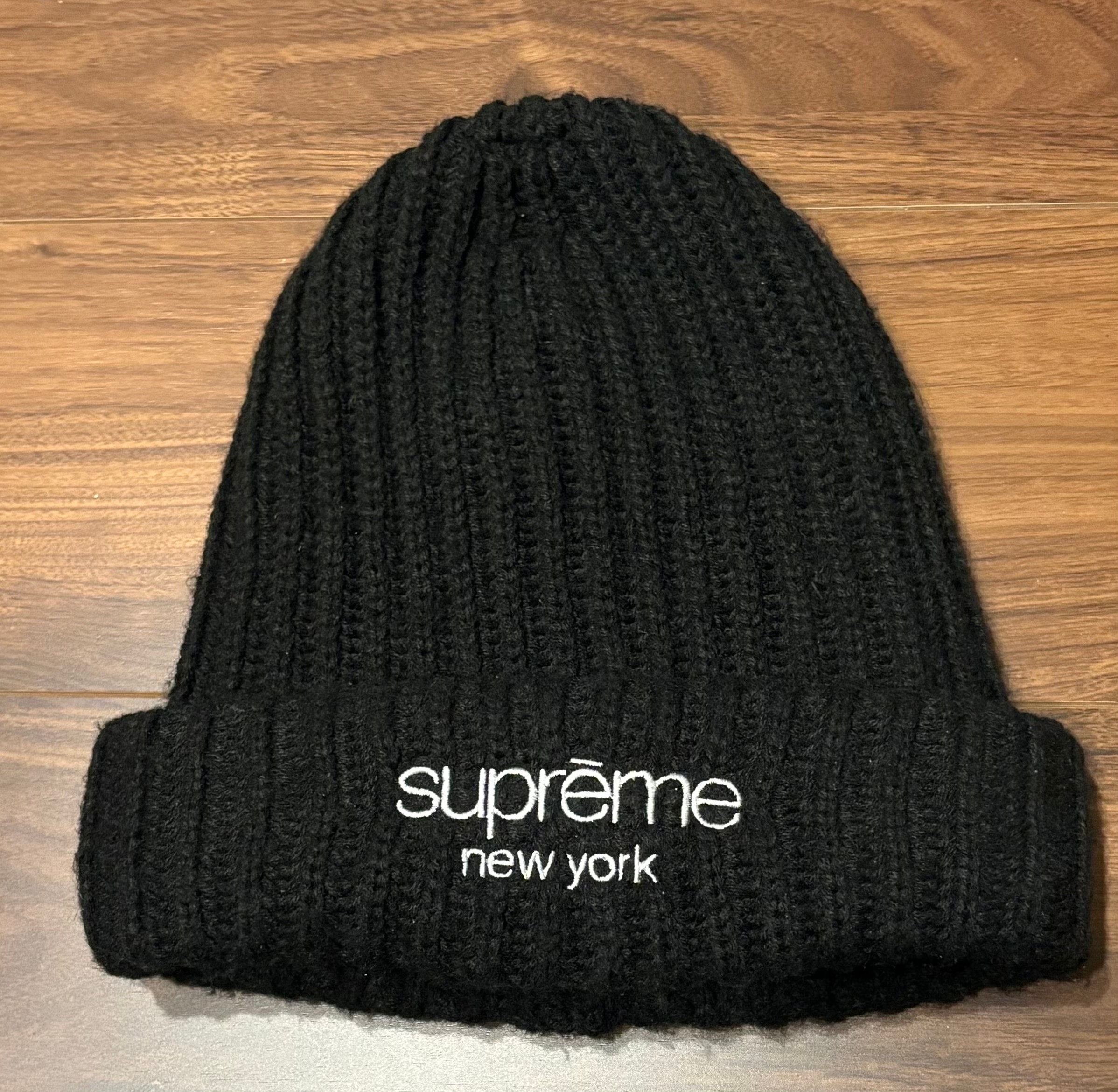 Supreme Chunky Rib Classic Logo Beanie "Black"