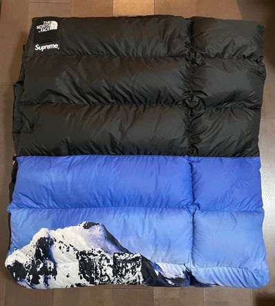 Supreme x The North Face Mountain Nupste Blanket "Blue"