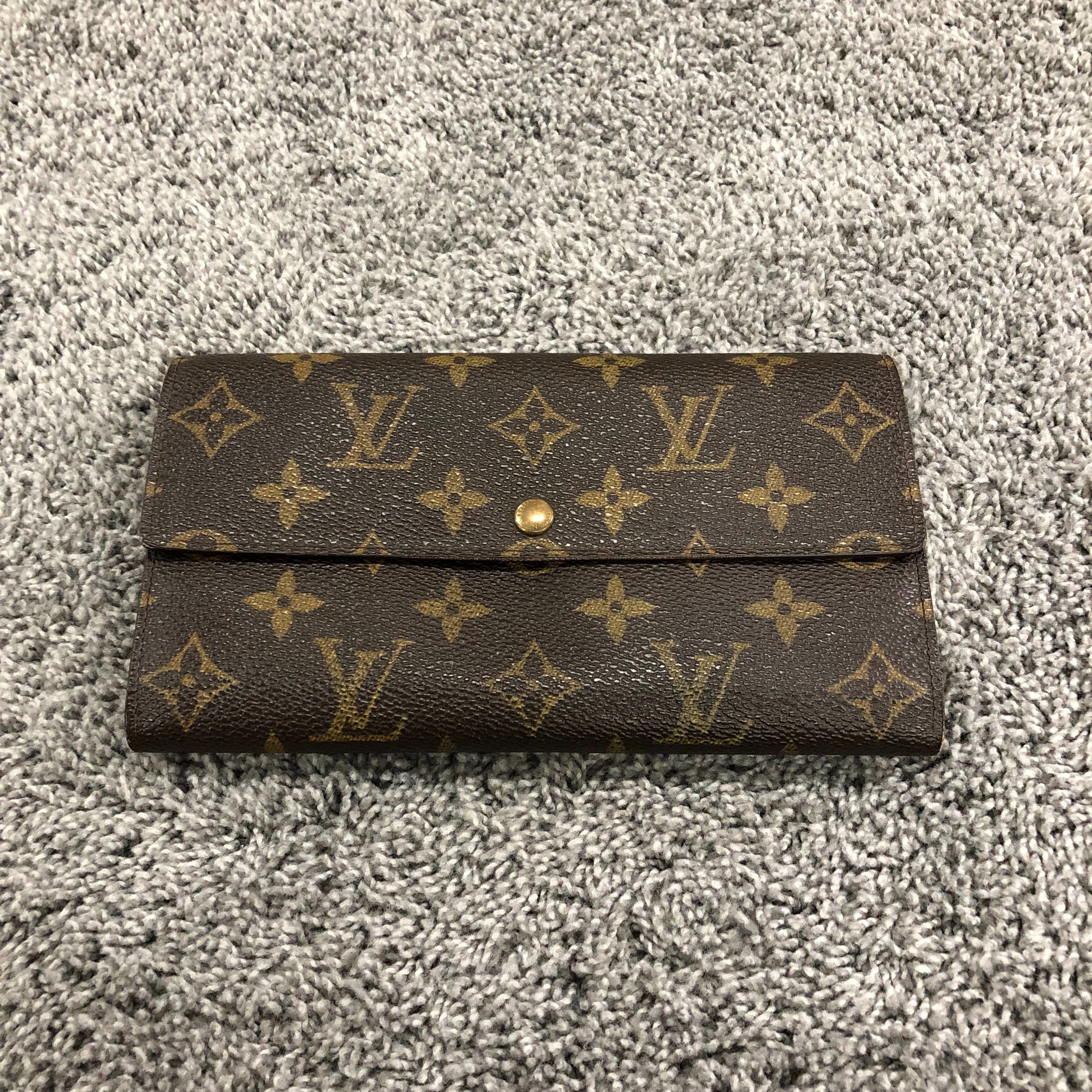 Louis Vuitton Sarah Wallet Monogram