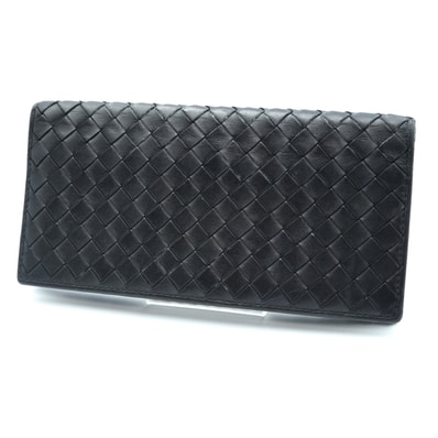 BOTTEGA VENETA(ボッテガ・ヴェネタ)イントレチャート 長財布 二つ折り財布 ブラック レザー メンズ レディース ユニセックス【中古】