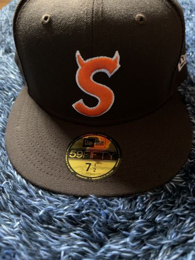 Supreme S Logo New Era "Brown" (22FW)