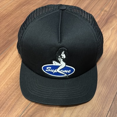 Supreme Pin Up Mesh Back 5-Panel "Black"