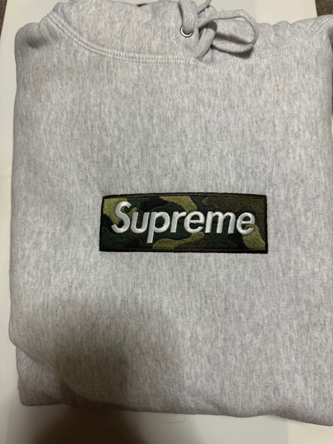Supreme Box Logo Hooded Sweatshirt "Ash Grey" (23FW)