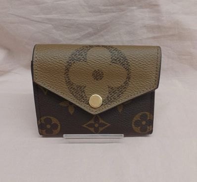 Louis Vuitton Zoe Wallet Monogram Giant