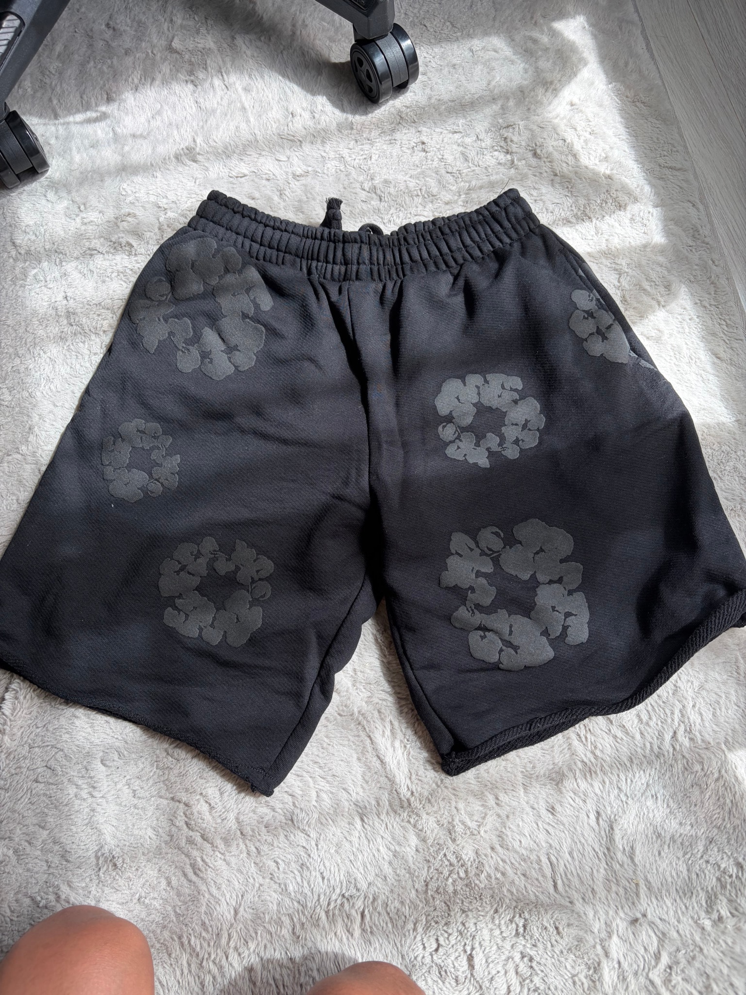 DENIM TEARS Black Mono Cotton Wreath Denim Shorts 