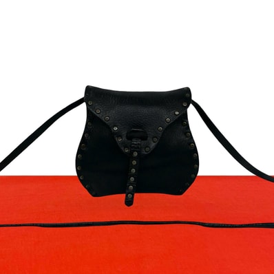 CELINE セリーヌ ブラゾン トリオンフ ロゴ レザー ショルダーバッグ ブラック
31718