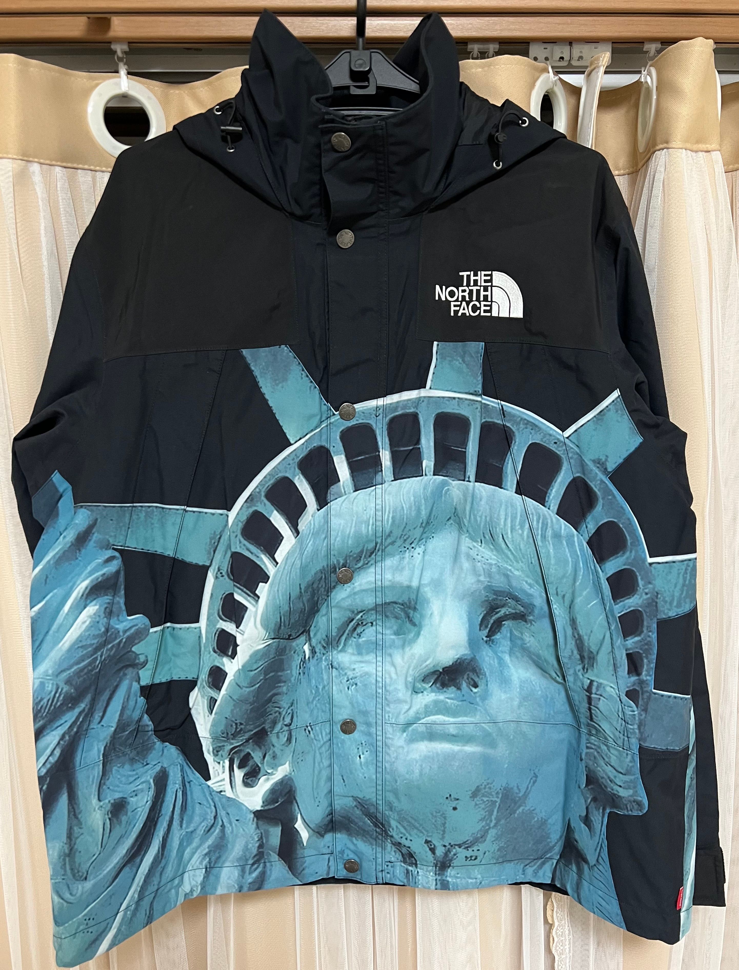 Supreme x The North Face Statue of Liberty Mountain Jacket "Black"