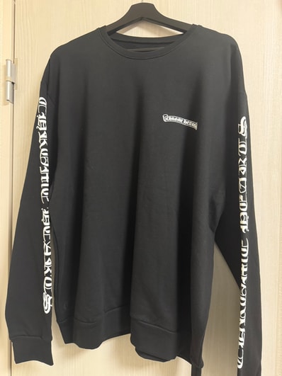 新品 クロムハーツ トレーナー