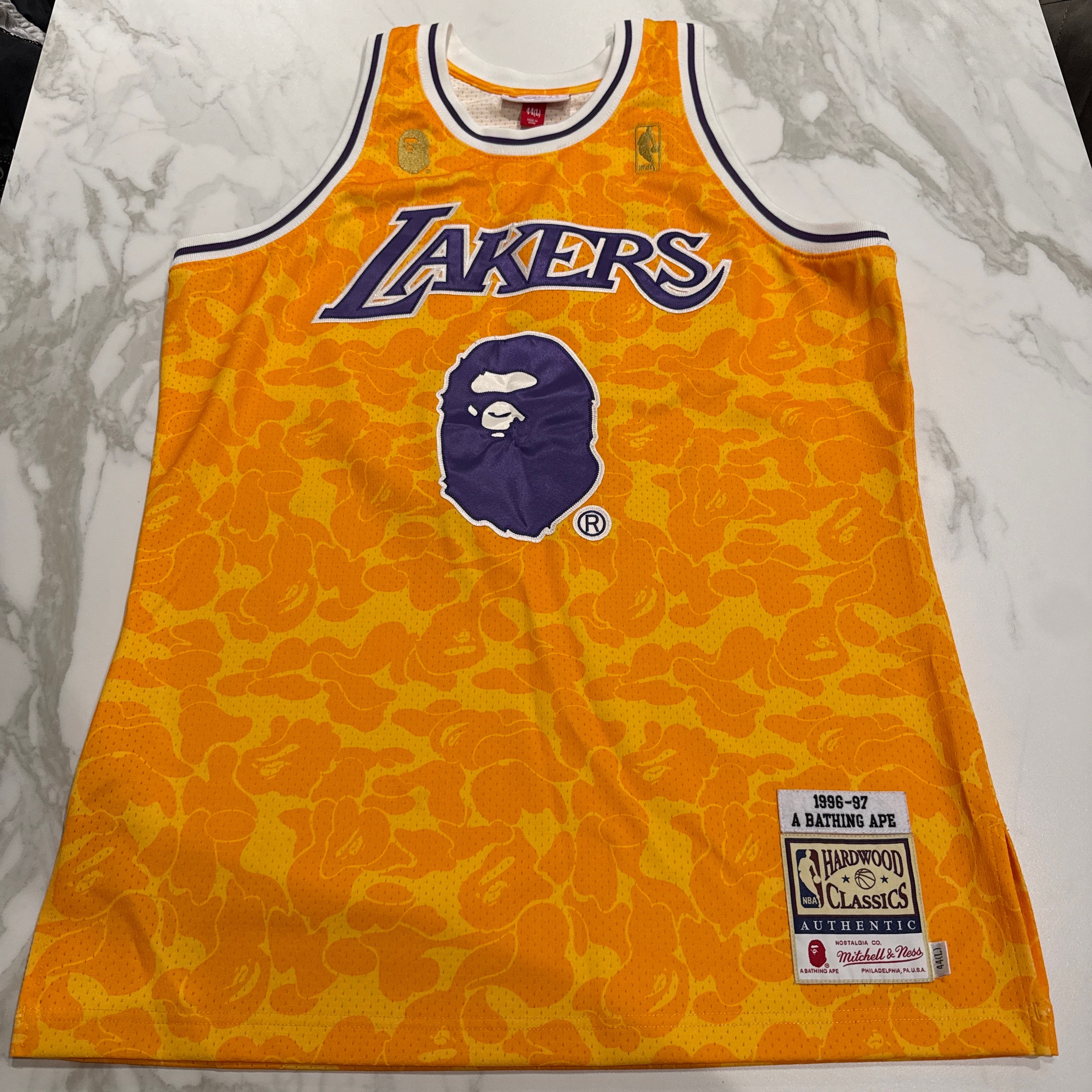 A BATHING APE x Mitchell & Ness x NBA Los Angeles Lakers Swingman Jersey "Yellow"