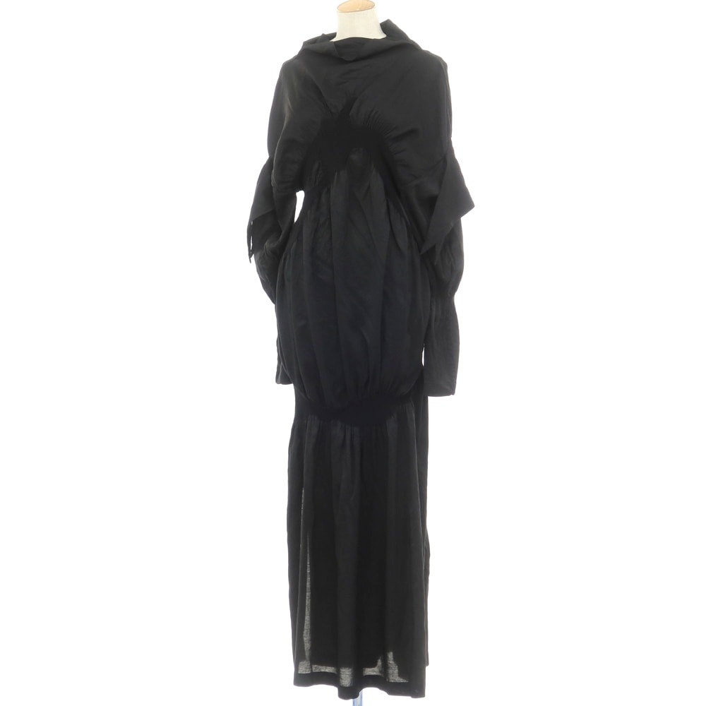 未使用に近い】【中古】イッセイミヤケ ISSEY MIYAKE 2024年秋冬