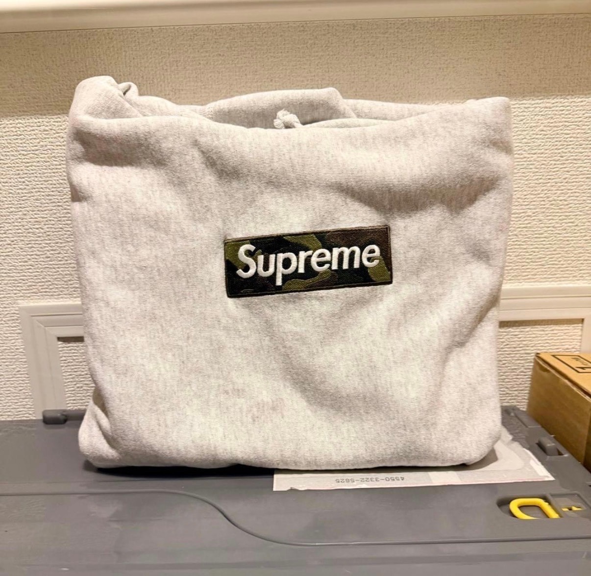 Supreme Box Logo Hooded Sweatshirt "Ash Grey" (23FW)
