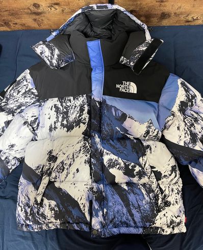 Supreme x The North Face Mountain Baltoro Jacket "Blue"