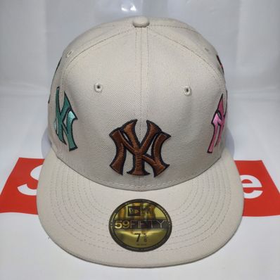 Supreme / New York Yankees Kanji New Era "Tan"