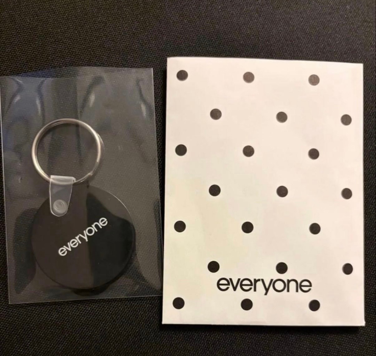 everyone キーホルダー