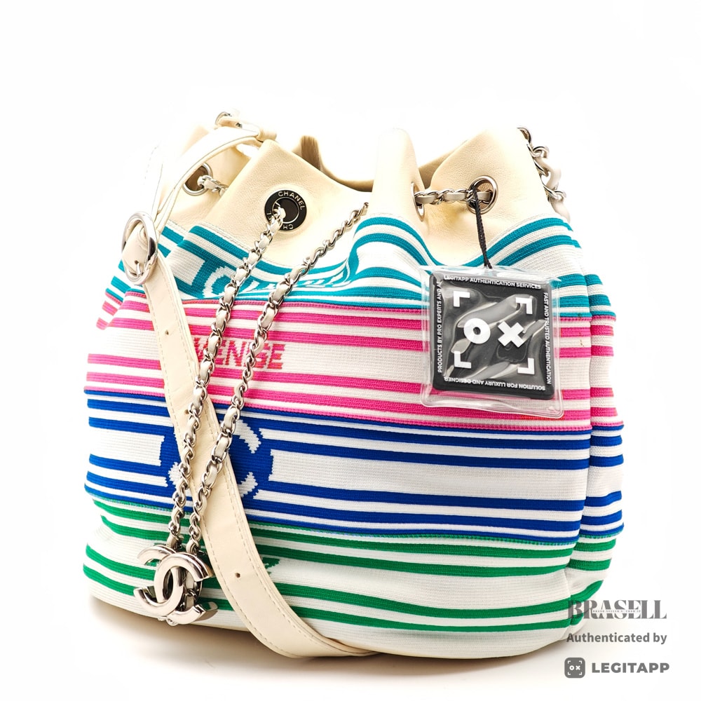 CHANEL シャネル 27293153 ショルダーバッグ Nylon レディース