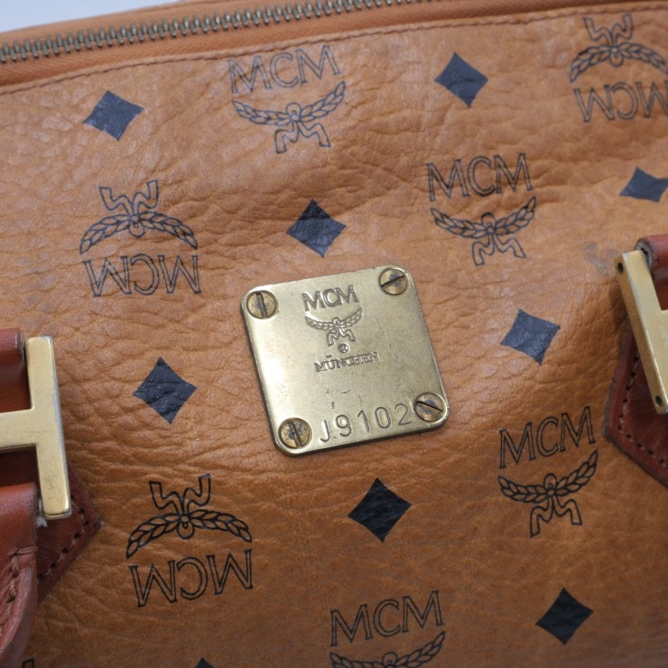 B (目立った傷や汚れなし)】MCM（エムシーエム）ヴィセトス