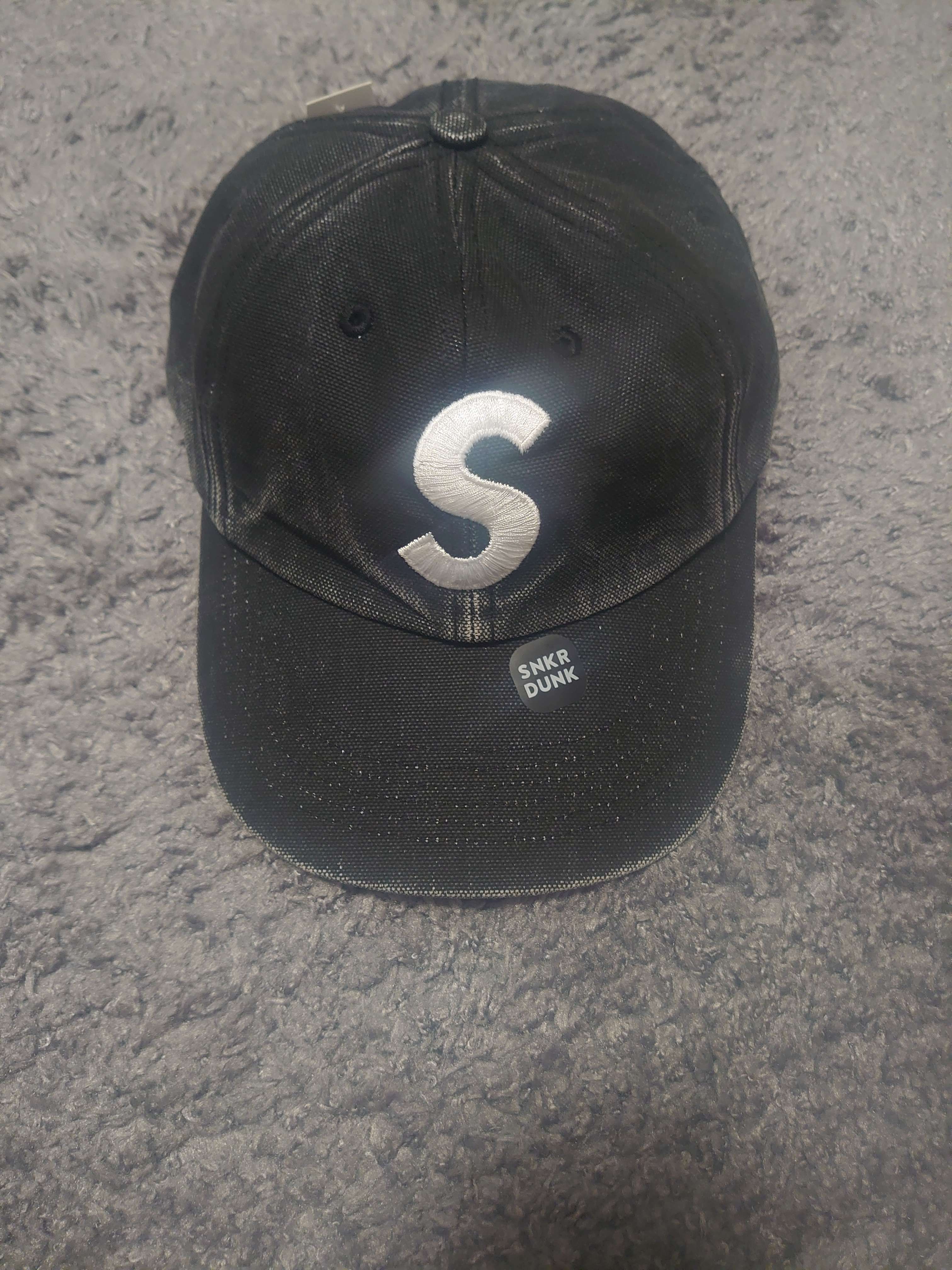 Supreme Pigment Canvas S Logo 6-Panel "Black"
