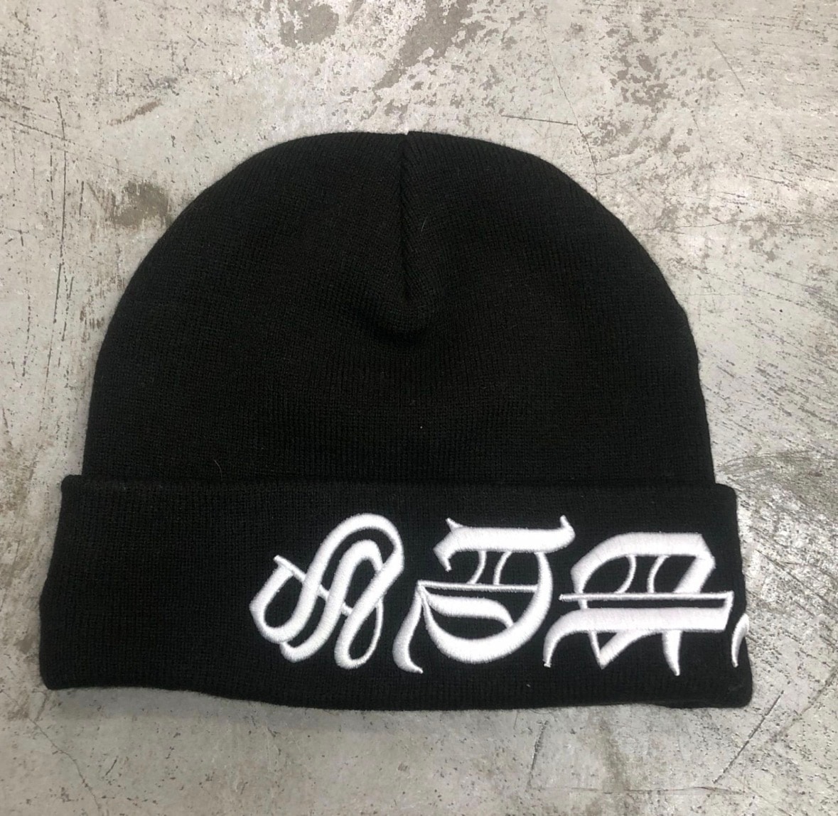 Supreme New Era Blackletter Beanie "Black"